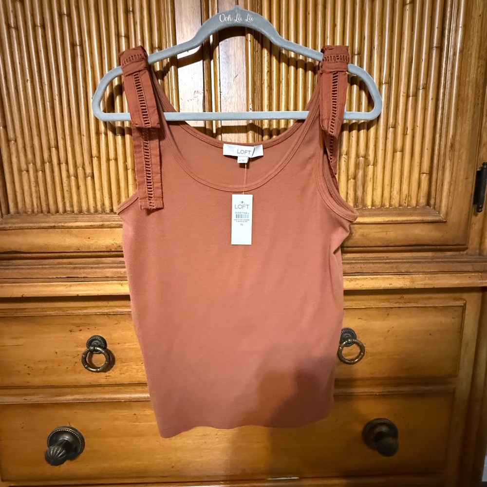 Loft tank top